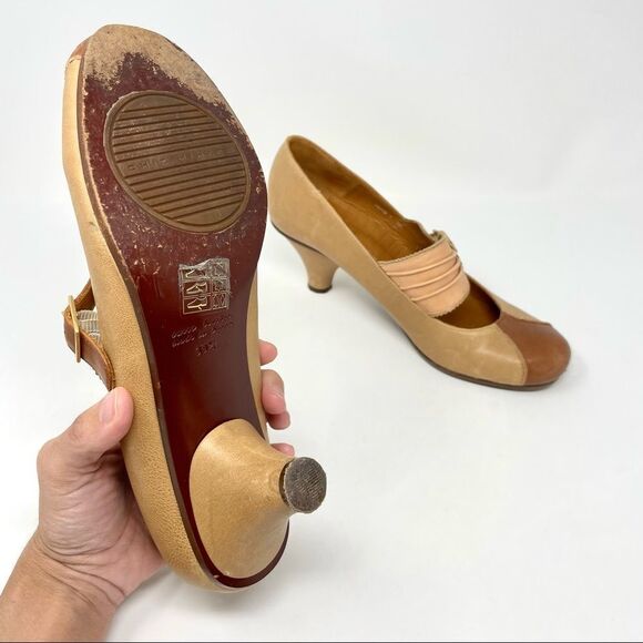 Chie mihara tan two toned leather victorian mary jane pumps size 39.5 - Picture 9 of 10
